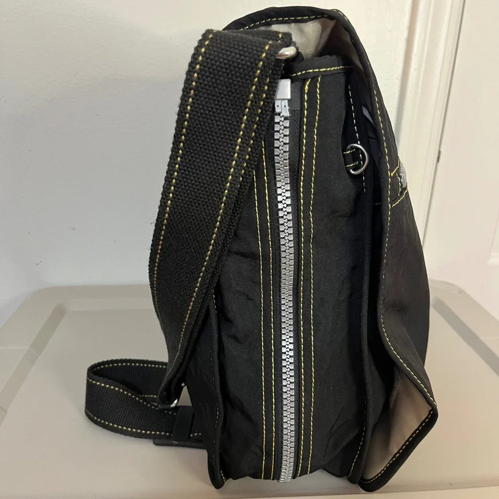 KIPLING Large Messenger Travel Bag Nylon Lightweight Tote Carry On Weekend NEW